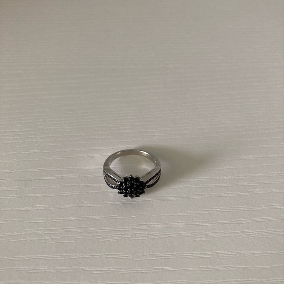 Black spinel ring - Picture 1 of 5